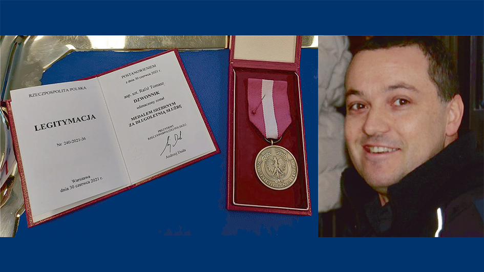 Pabianicki policjant z medalem od prezydenta