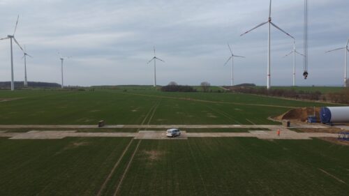 Planujesz inwestycję w farmę wiatrową? Zadbaj o dojazd i zabezpieczenie gruntu